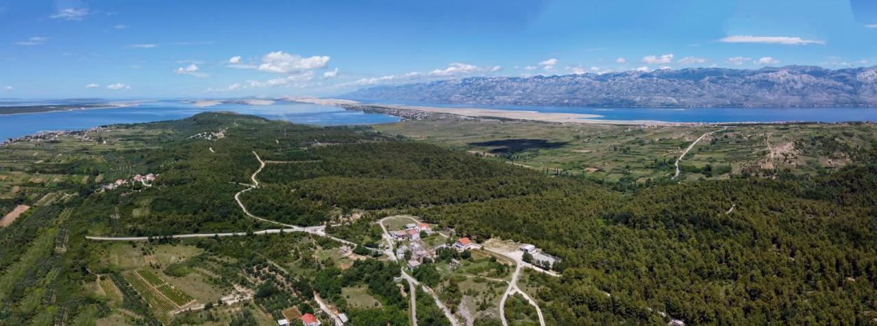 Tri Mora * Razanac