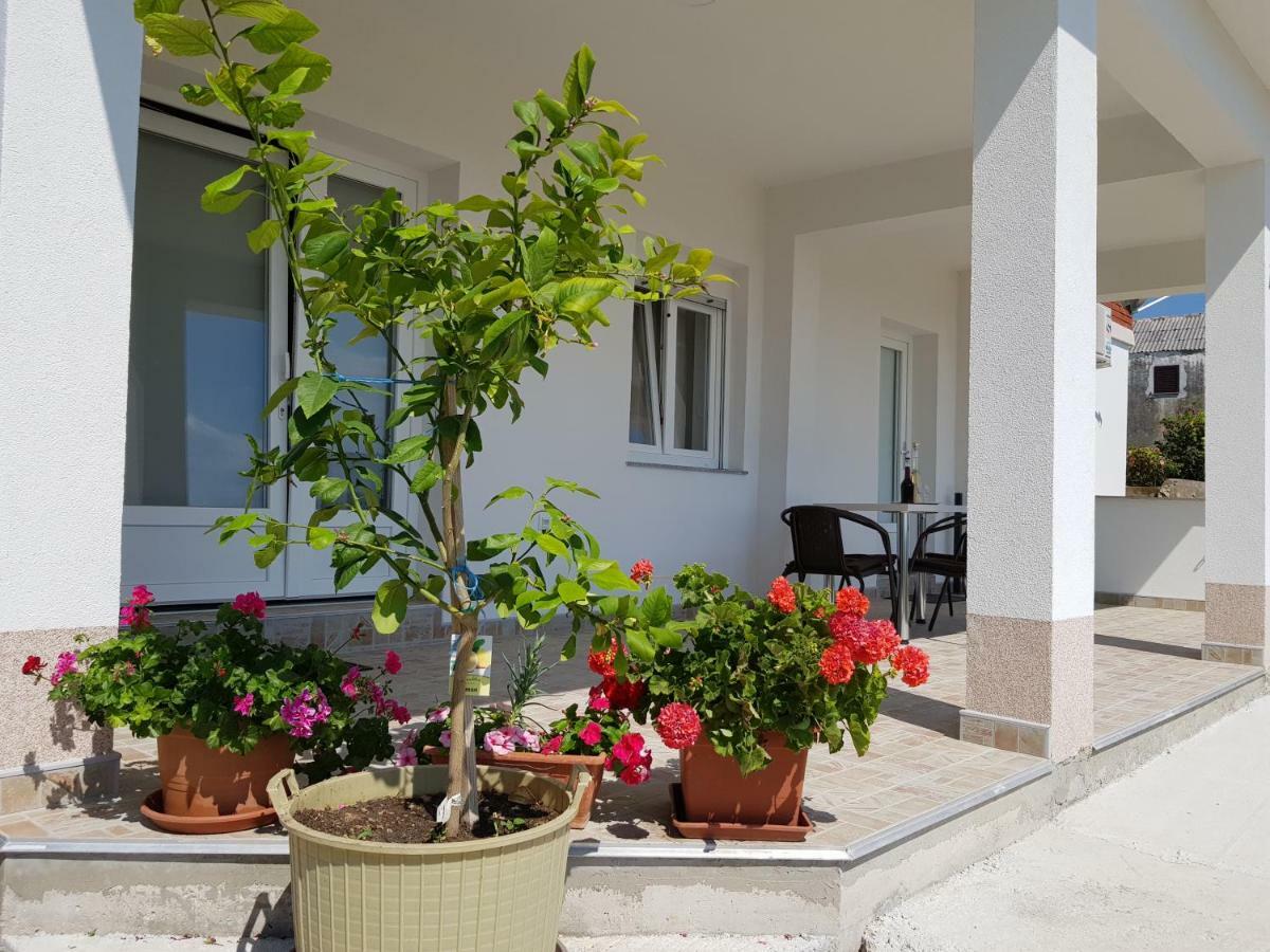 Tri Mora Appartement