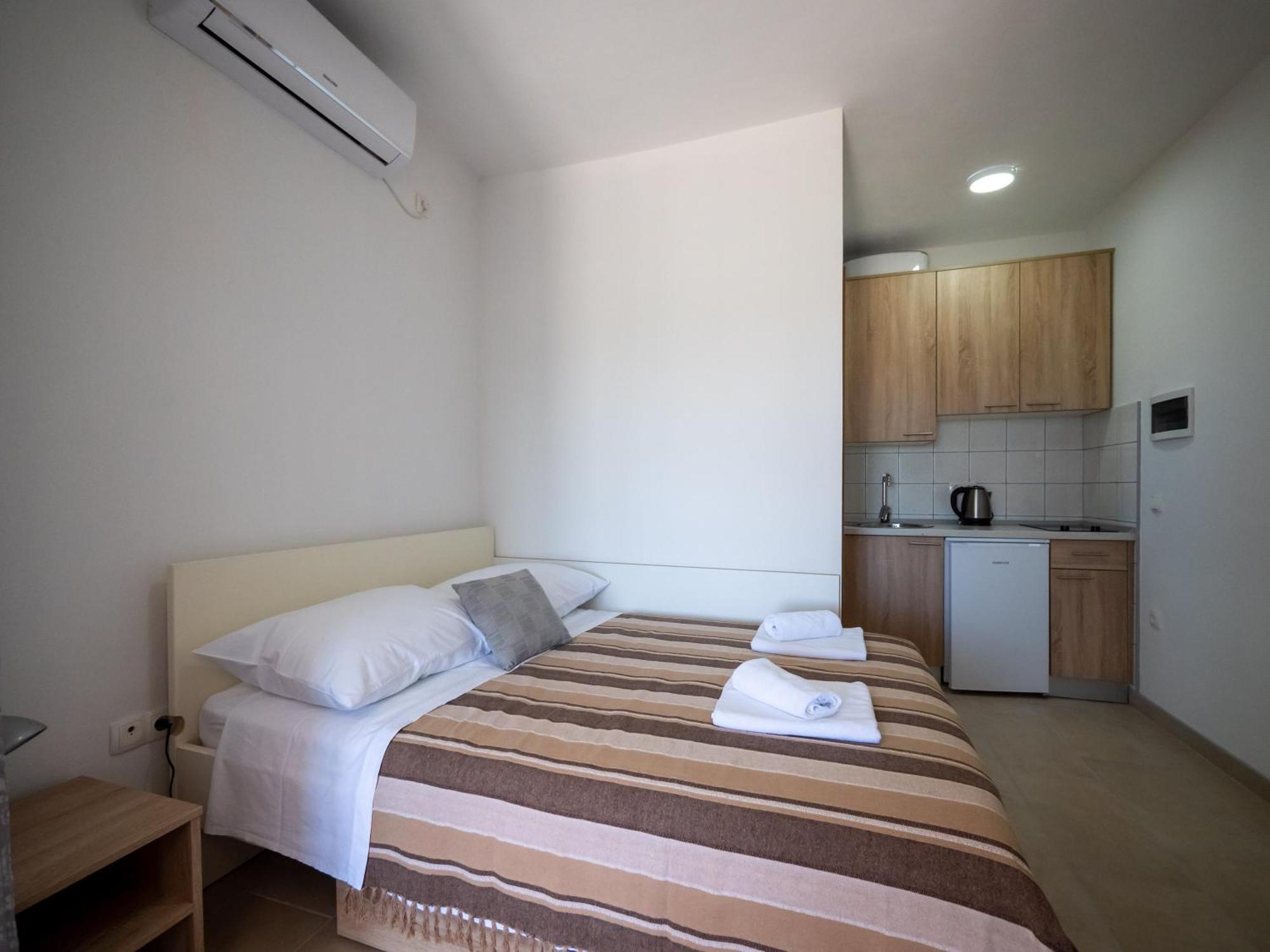 Tri Mora Apartman *